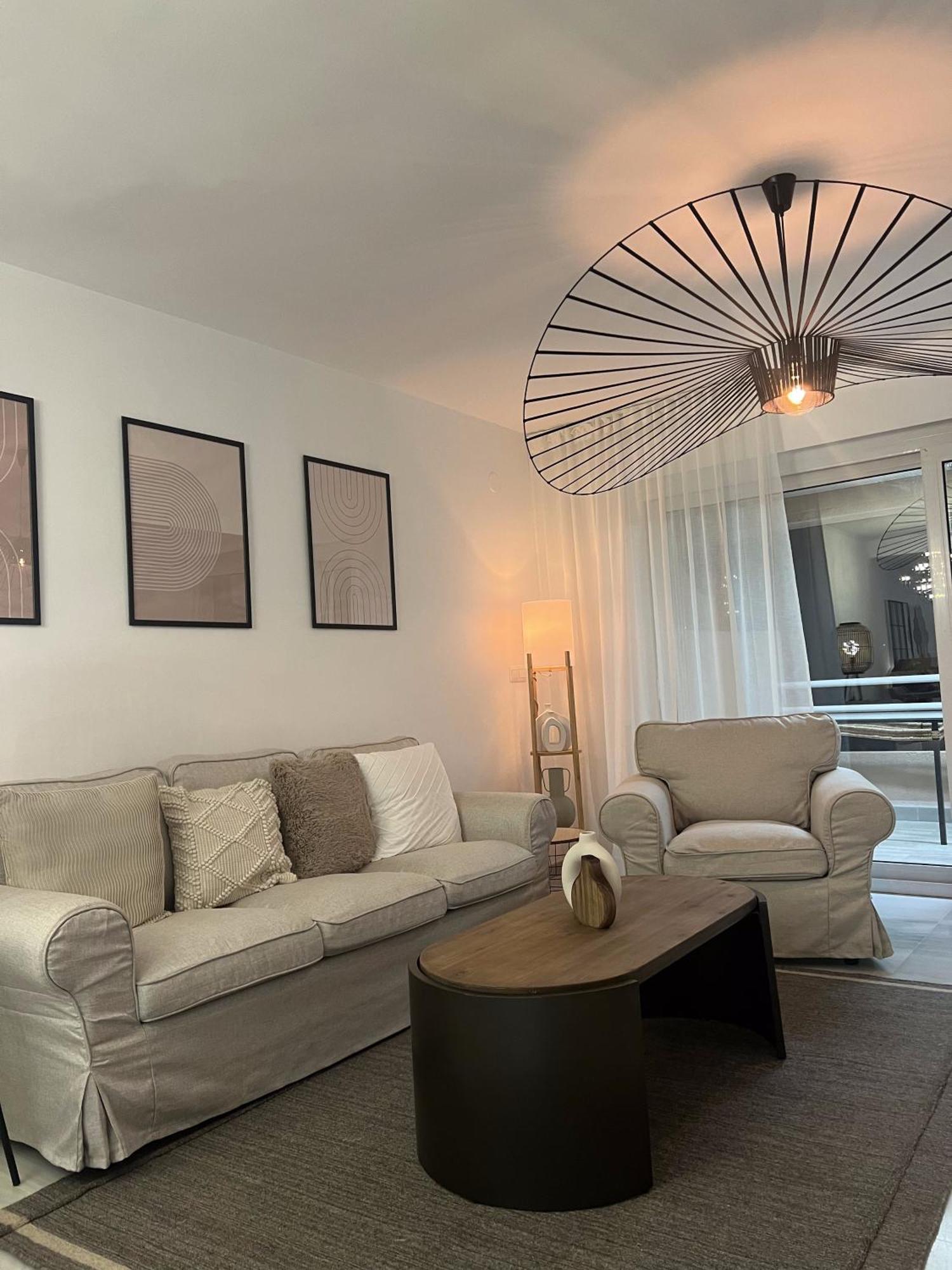 City Center Beach Access With Style Apartment *